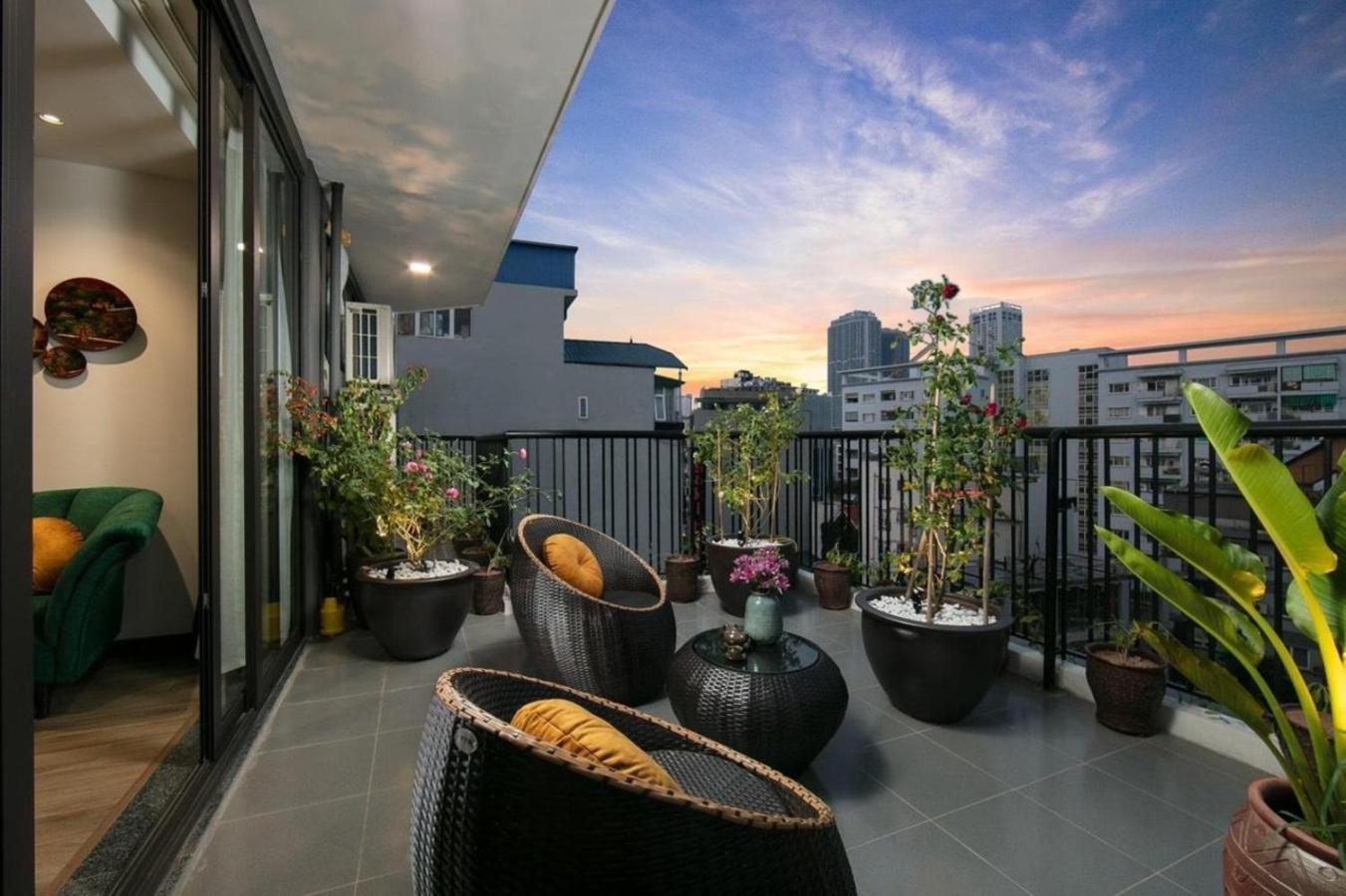 The Bloom Hanoi - Bespoke Living Екстериор снимка